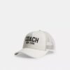 Czapka typu trucker