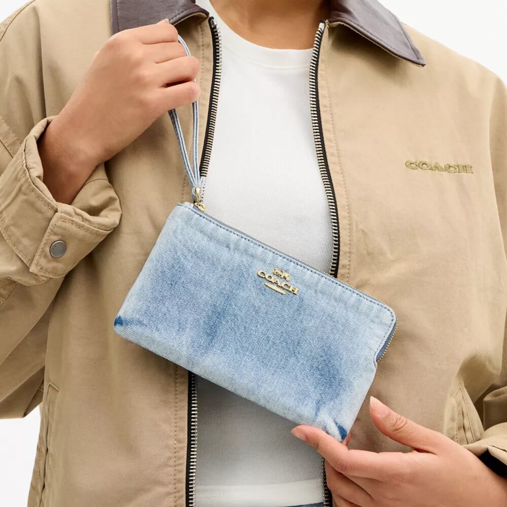 Duża saszetka na nadgarstek z zamkiem w rogu w stylu „Loved Denim”