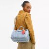 Duża torba typu satchel Rowan z dżinsu w stylu „Loved” z zawieszkami