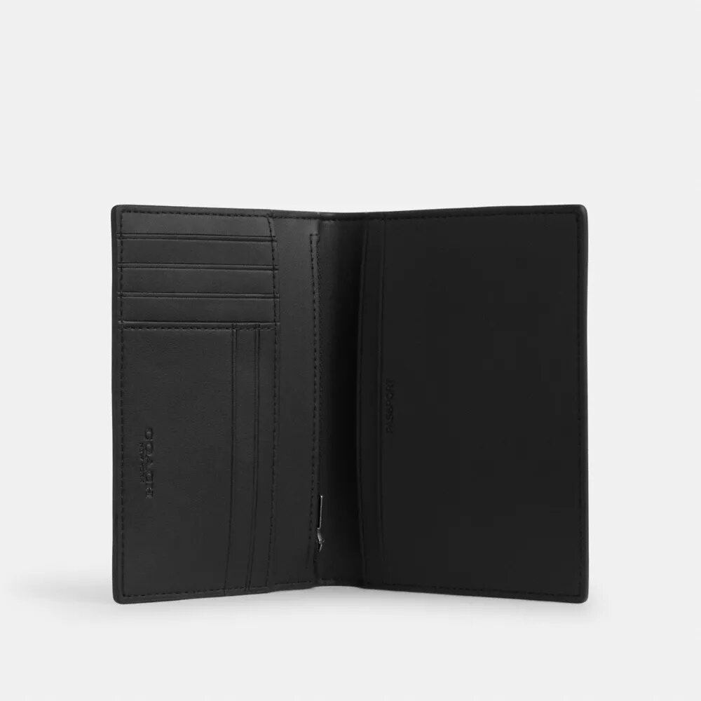 Etui na paszport z Signature Canvas