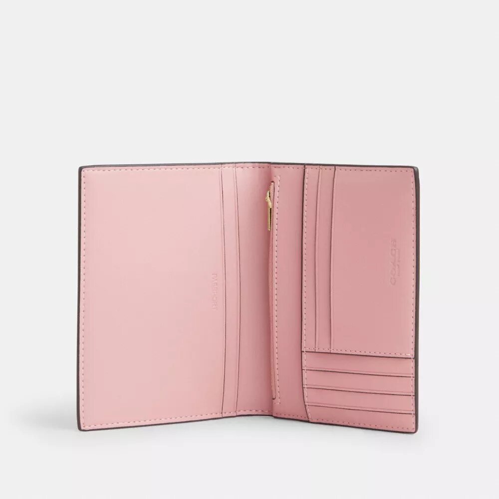 Etui na paszport z Signature Canvas