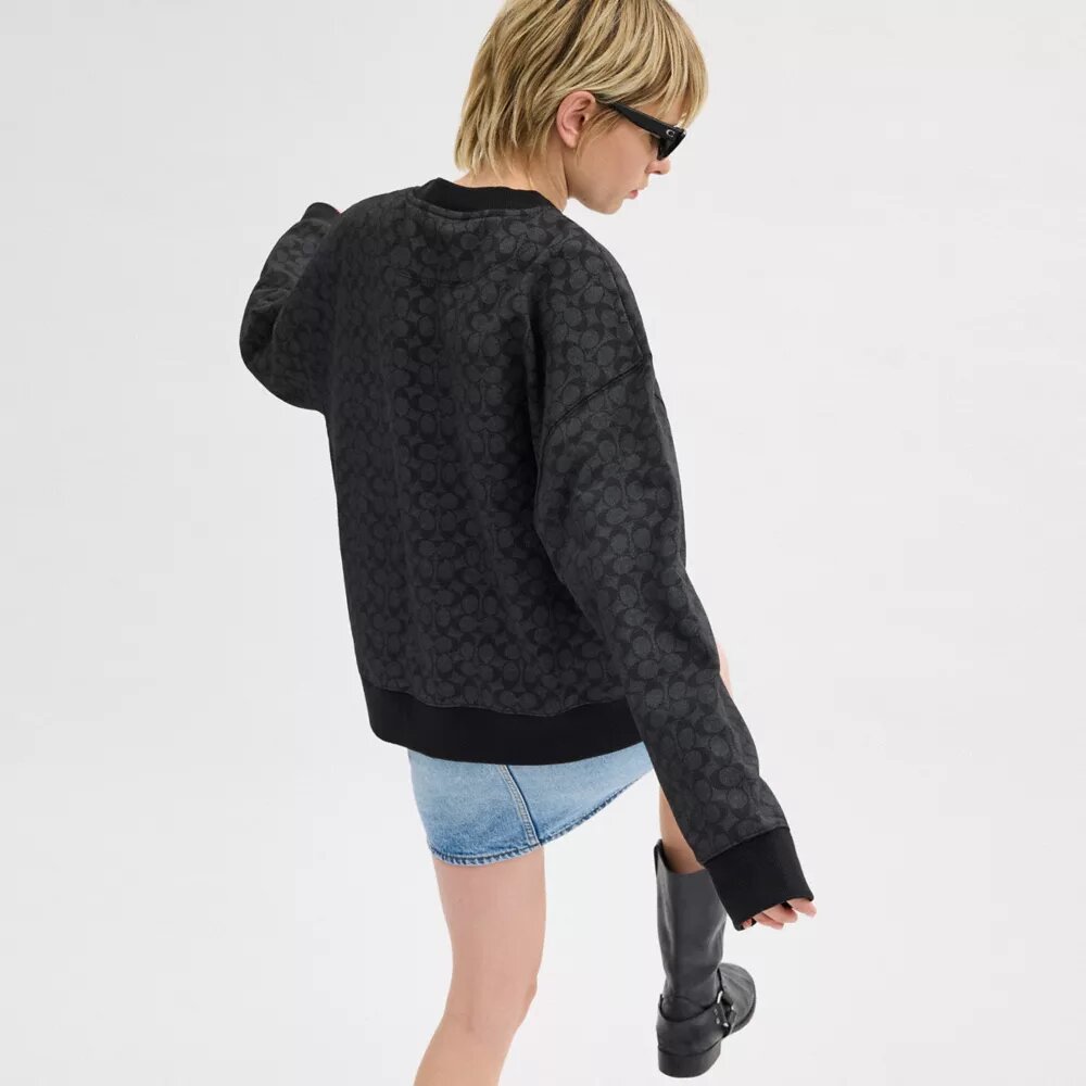 Klasyczna bluza crewneck