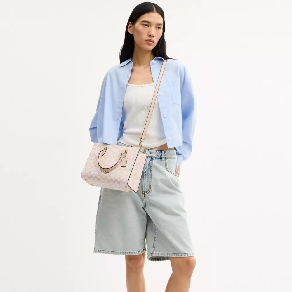 Mała torba Shopper „Maggie” z Signature Canvas