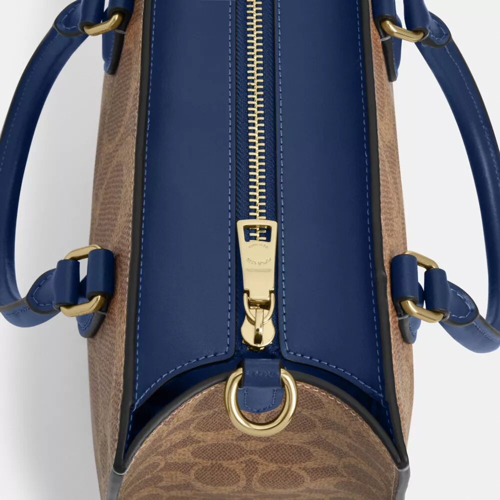 Mała torba Shopper „Maggie” z Signature Canvas