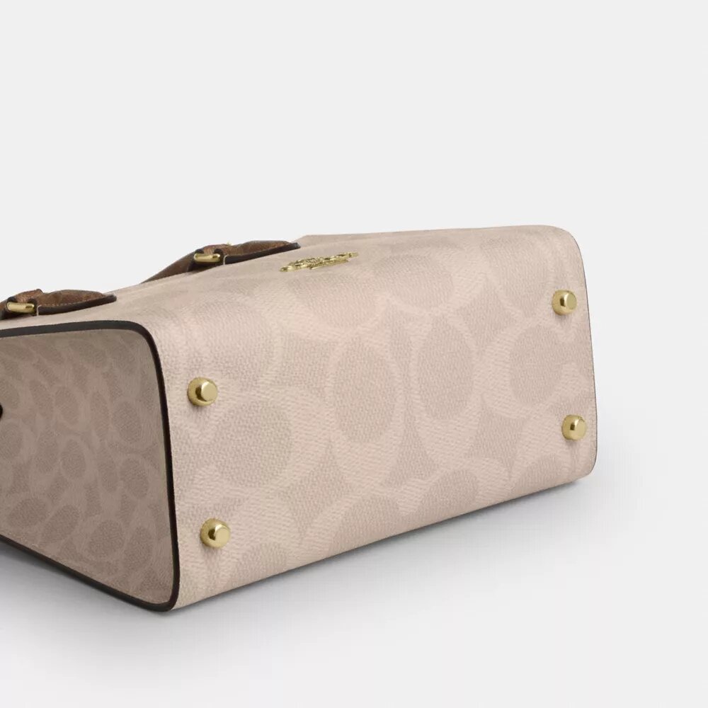 Mała torba typu Shopper „Maggie” z charakterystycznego Signature Canvas w blokowe wzory