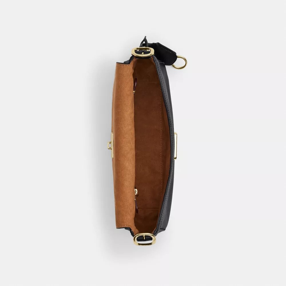Mała torebka na ramię Etta z klapką