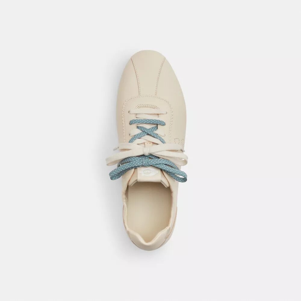 Miękkie sneakersy