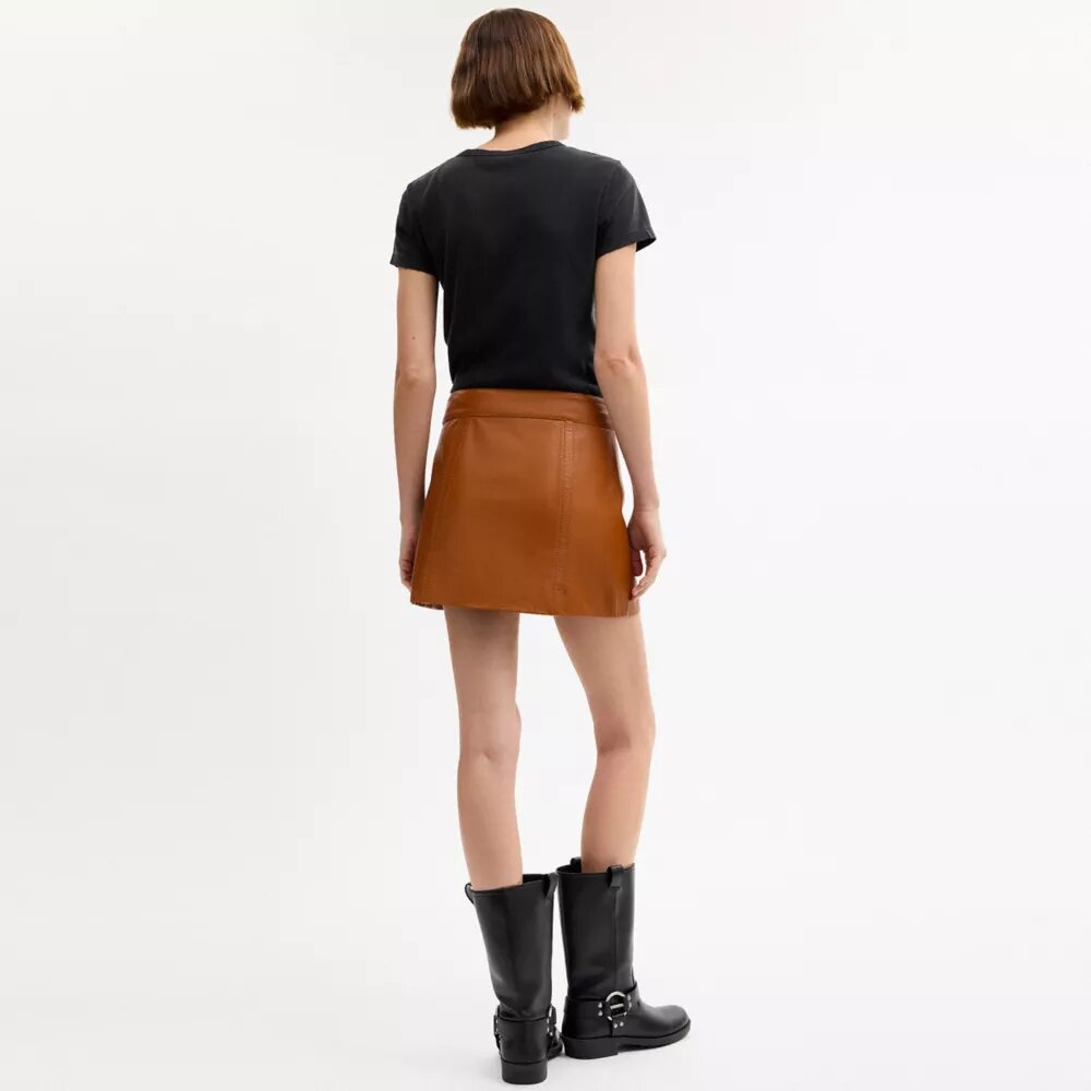 Mini spódniczka skórzana w stylu retro