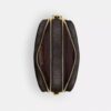 Mini torebka Carey do noszenia na ramię z Signature Canvas