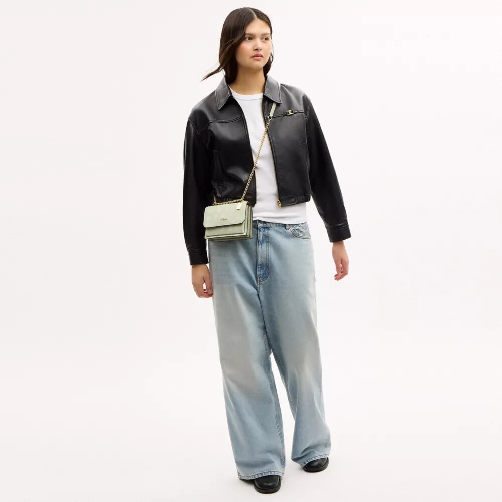 Mini torebka crossbody Klare z kwiatowym nadrukiem