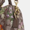 Mini torebka crossbody Rowan z charakterystycznego żakardu z kwiatowym haftem