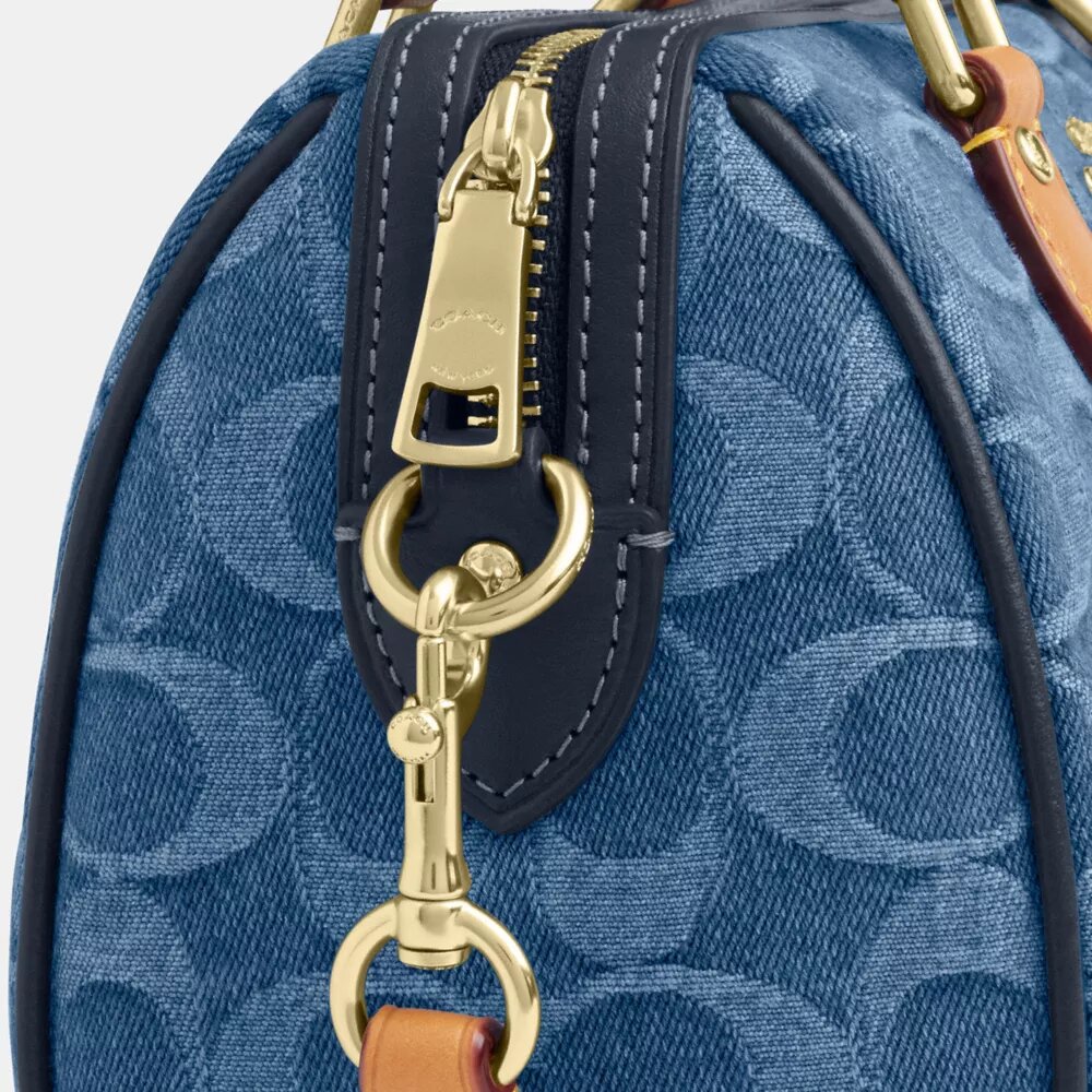 Mini torebka crossbody Rowan z charakterystycznego dżinsu