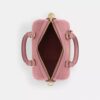 Mini torebka crossbody Rowan z charakterystycznej skóry