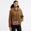Mini torebka crossbody Rowan z charakterystycznej skóry