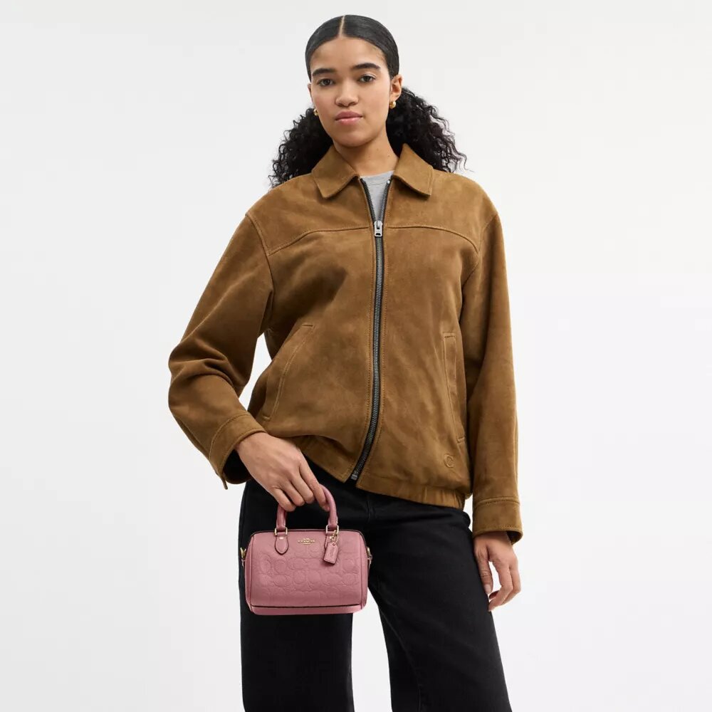 Mini torebka crossbody Rowan z charakterystycznej skóry