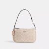 Nolita 19 z Signature Canvas