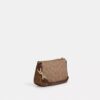 Nolita 19 z Signature Canvas