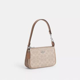 Nolita 19 z Signature Canvas