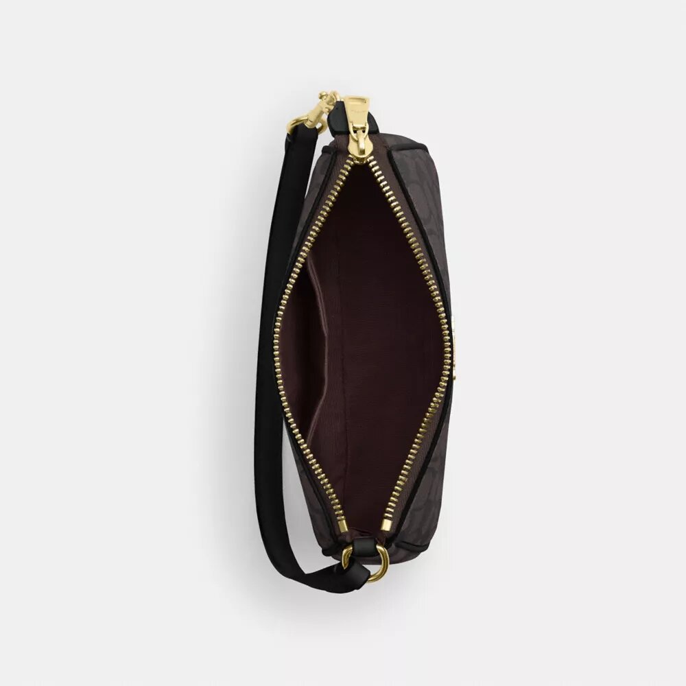 Nolita 19 z Signature Canvas