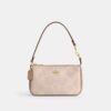 Nolita 19 z Signature Canvas z blokowym wzorem