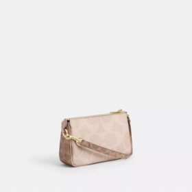 Nolita 19 z Signature Canvas z blokowym wzorem