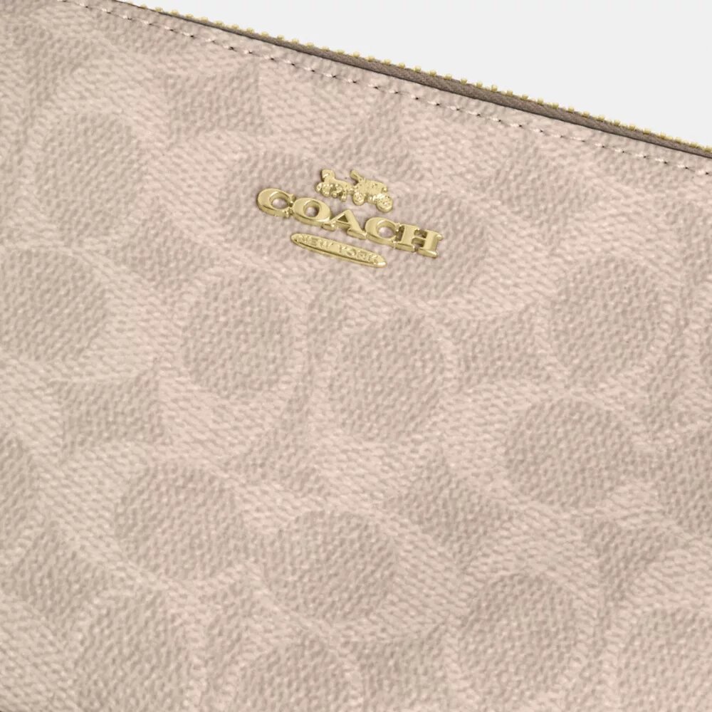 Nolita 19 z Signature Canvas z blokowym wzorem
