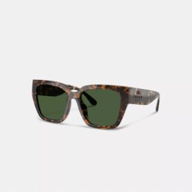 Okulary przeciwsłoneczne typu „cat eye” w stylu oversize