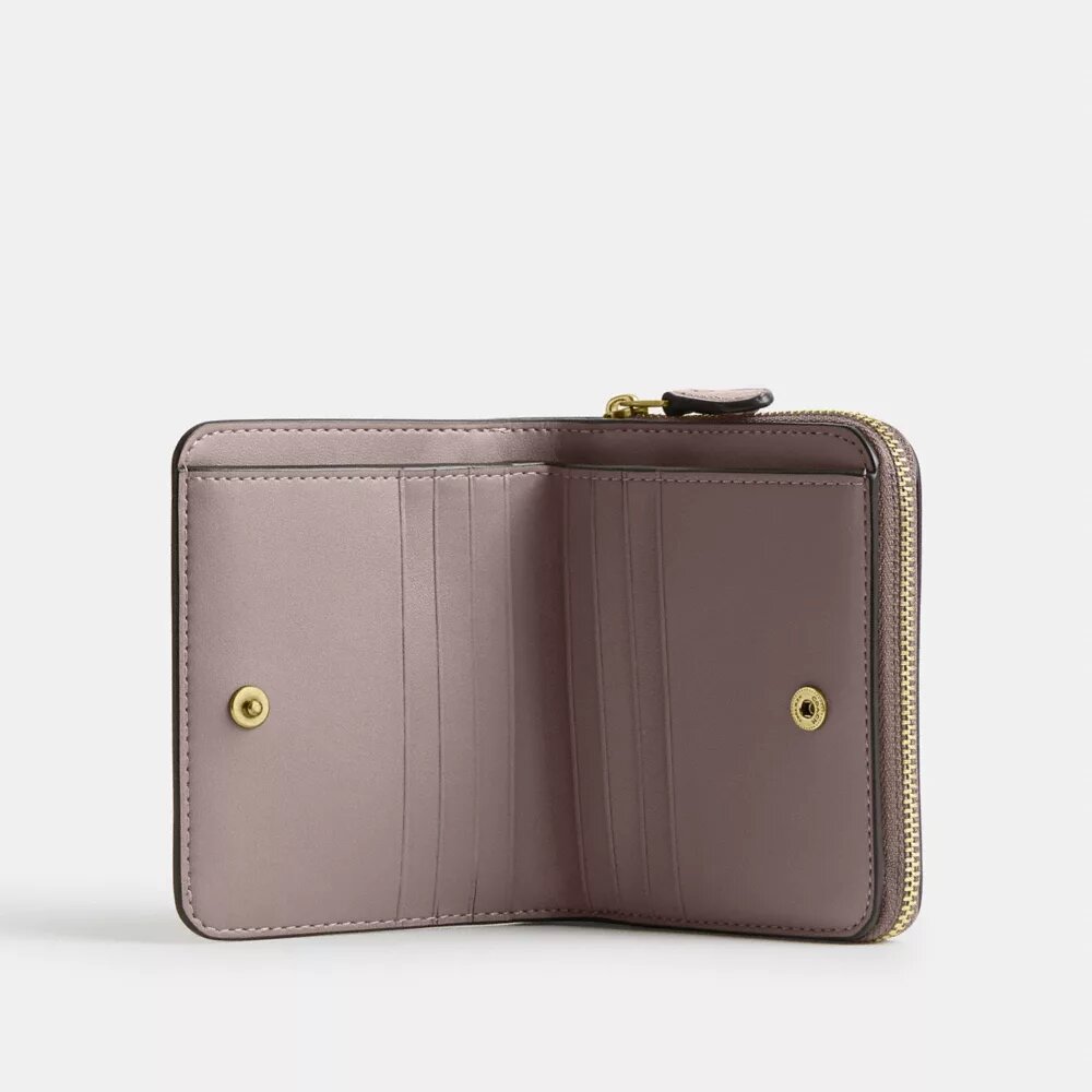 Portfel typu billfold z Nowego Jorku