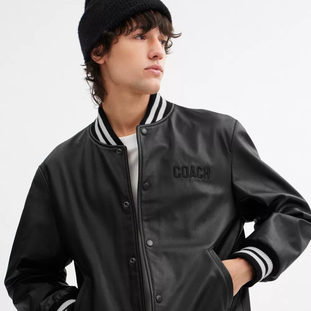Skórzana kurtka typu varsity