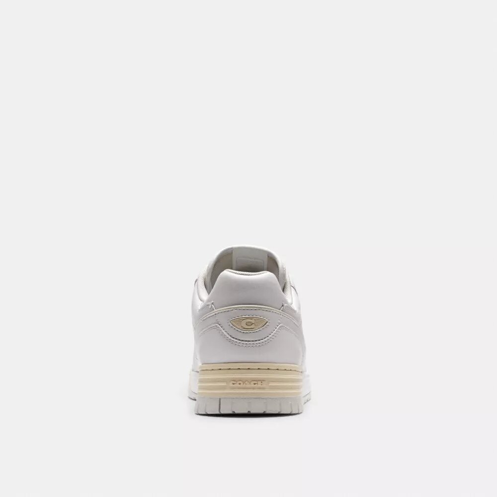 Sneakersy Soho