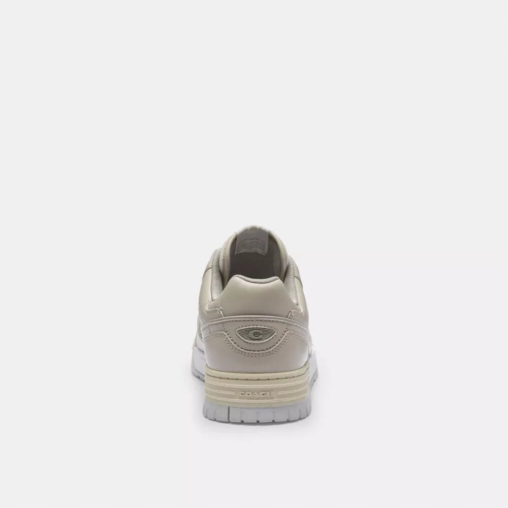 Sneakersy Soho