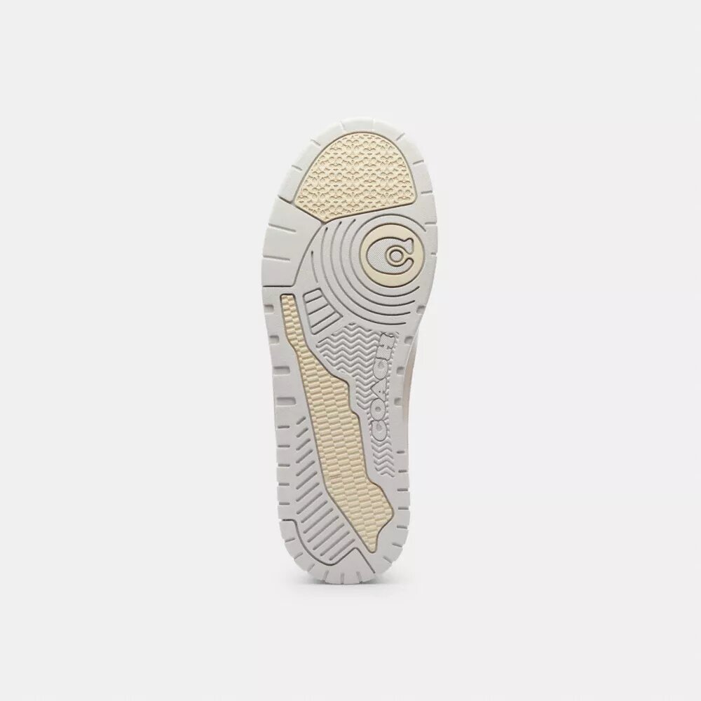 Sneakersy Soho