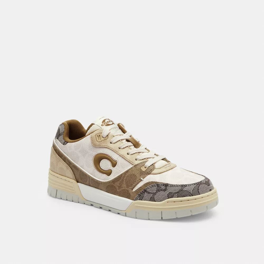 Sneakersy Soho w charakterystycznym stylu