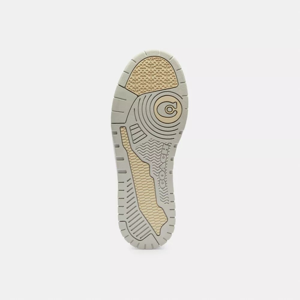 Sneakersy Soho w charakterystycznym stylu