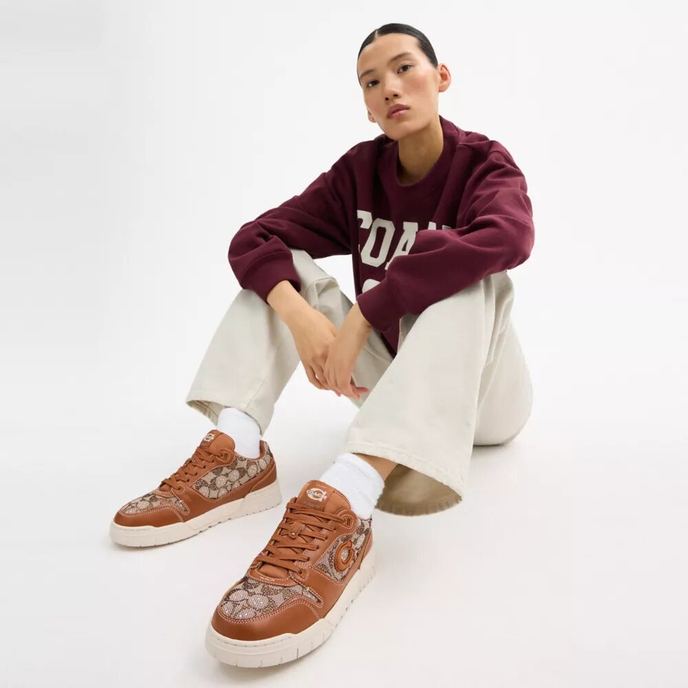Sneakersy Soho z charakterystycznym żakardem Crystal