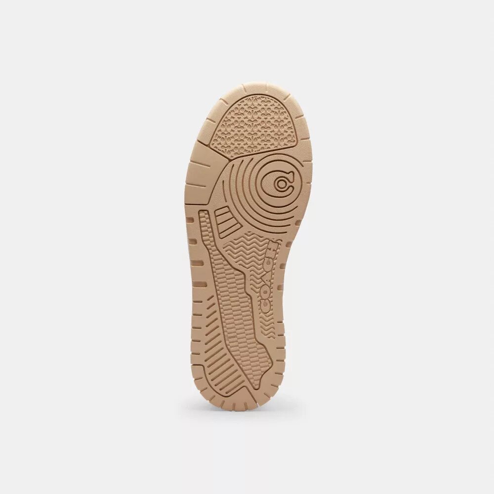 Sneakersy Soho z charakterystycznym lakierowanym akcentem