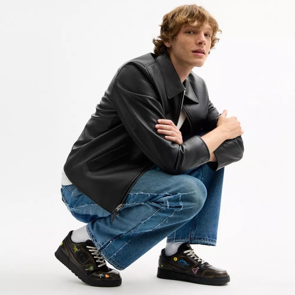 Sneakersy Soho z nadrukiem naklejek z okazji 10. urodzin Rexy’ego