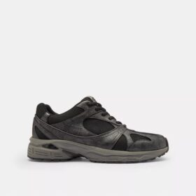 Sneakersy sportowe z Signature Canvas