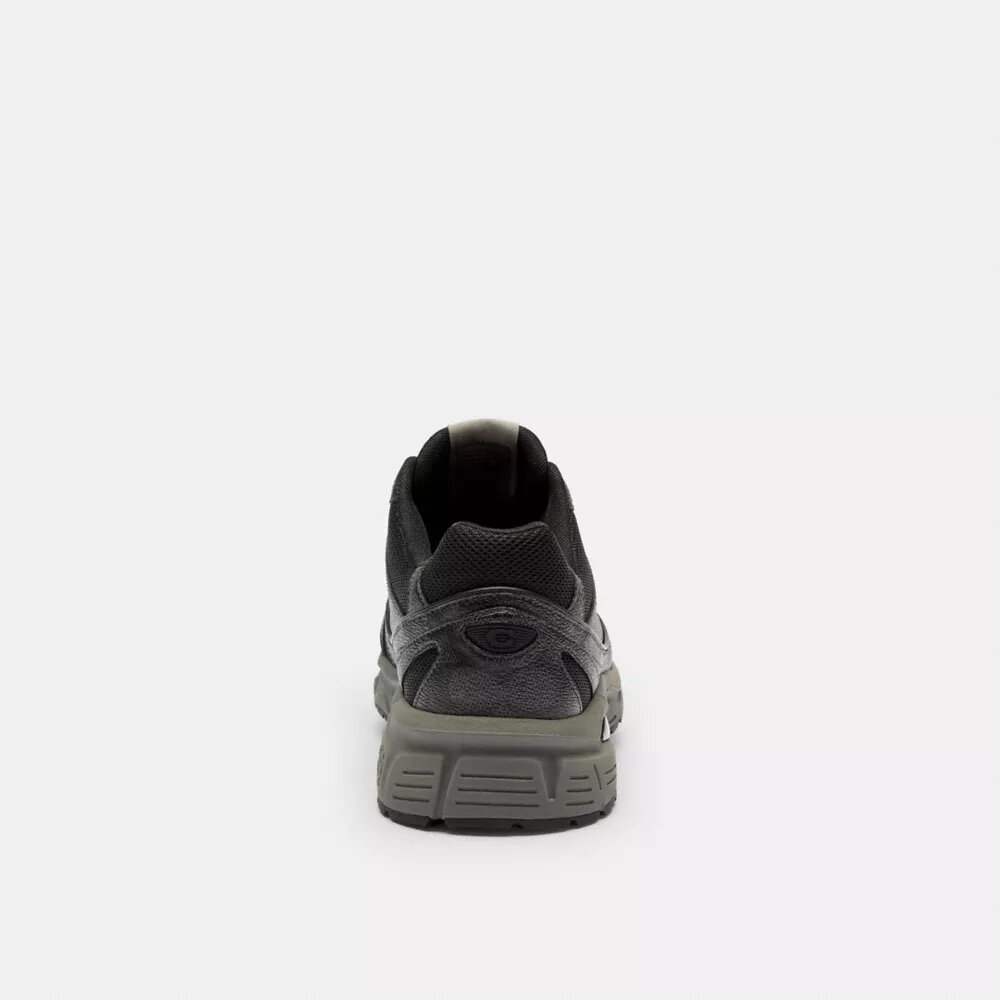 Sneakersy sportowe z Signature Canvas