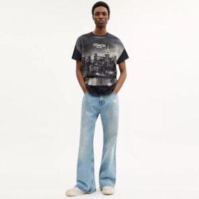 T-shirt z motywem pocztówki