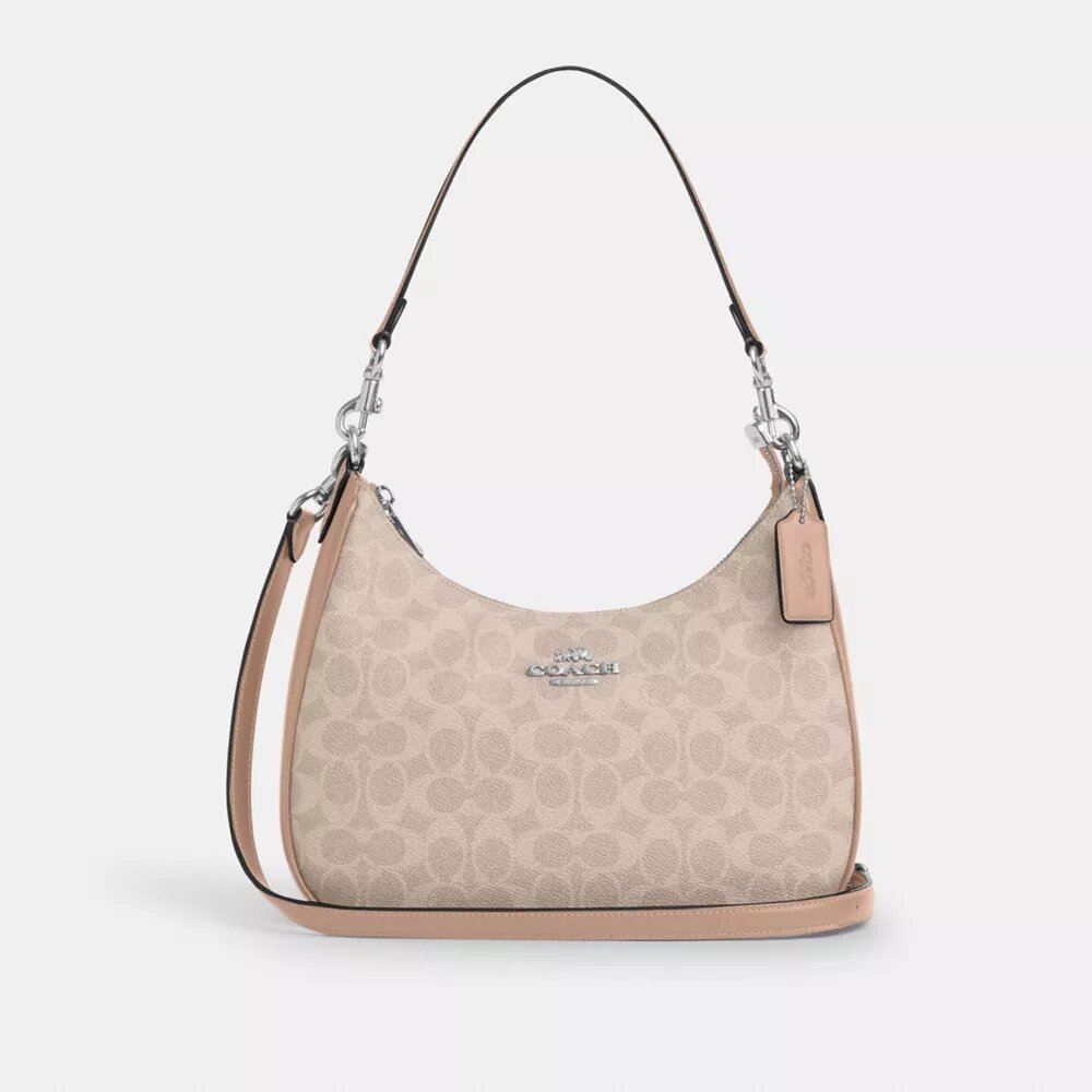 Teri Hobo z Signature Canvas