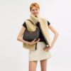 Teri Hobo z Signature Canvas