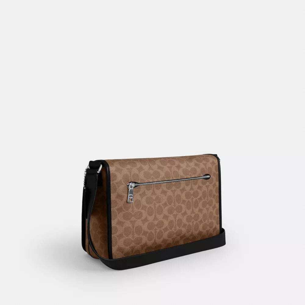 Torba listonoszka Colby 32 z Signature Canvas