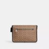 Torba listonoszka Colby 32 z Signature Canvas