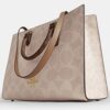 Torba Maggie z Signature Canvas w blokowe wzory