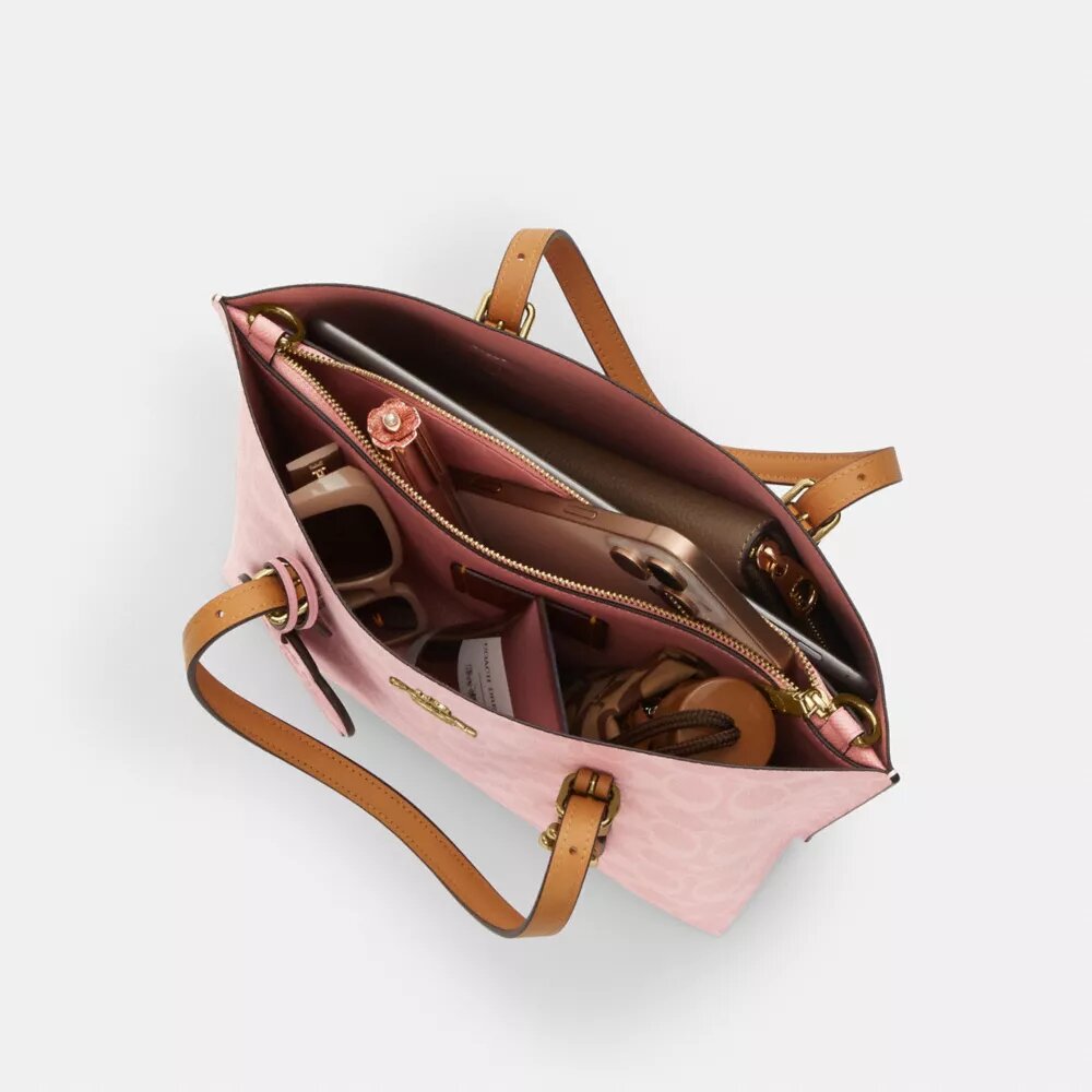 Torba Mollie Shopper 25 w Signature Canvas z Zawieszkami