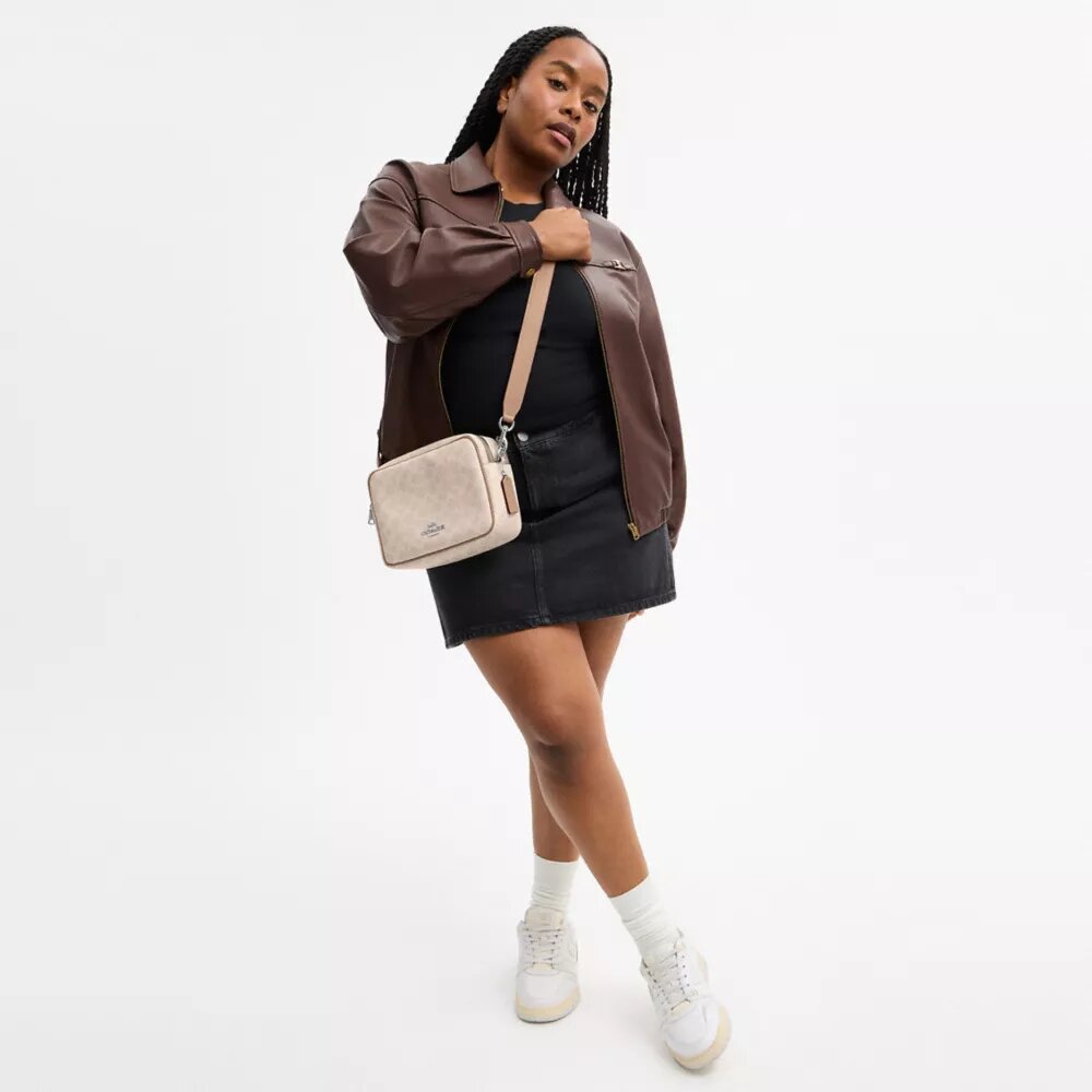 Torba na ramię Carey z Signature Canvas