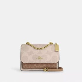 Torba na ramię Klare z Signature Canvas w blokowe wzory