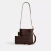 Torba typu bucket Bleecker 21 z Signature Canvas