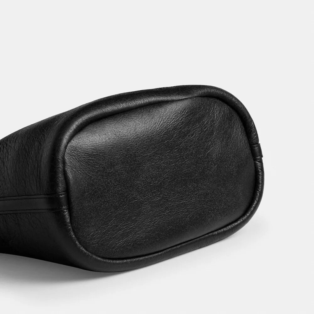 Torba typu bucket Bleecker z owczej skóry
